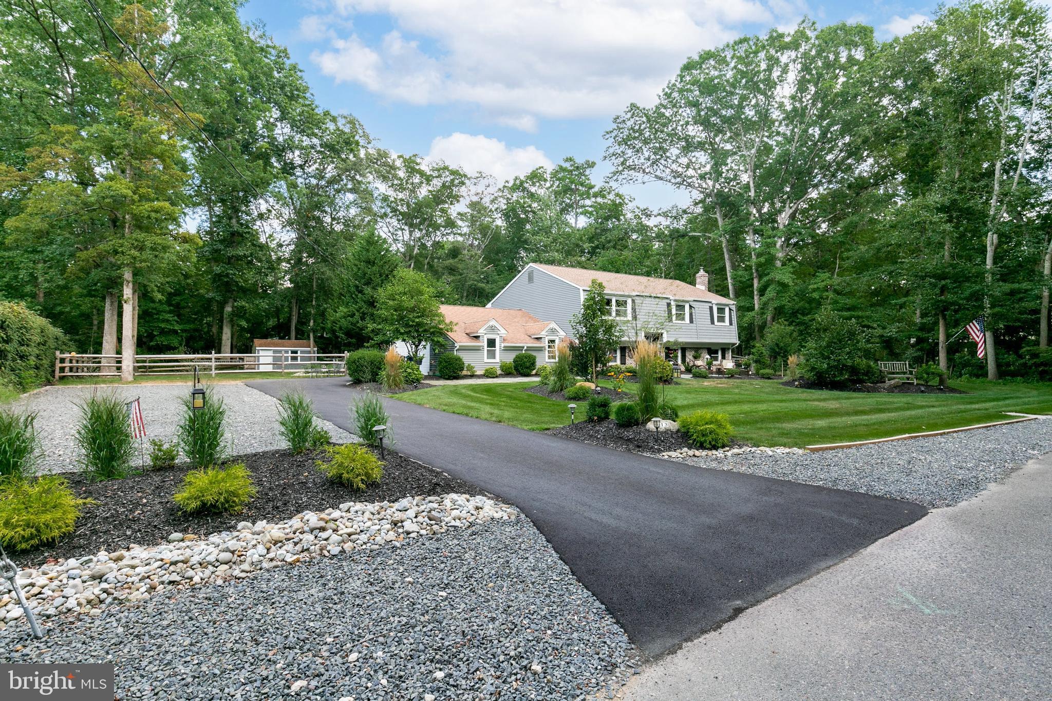 13 Oregon Trail Medford, NJ 08055 - Photo 3 of 46