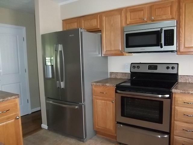 742 Ramada Road Vinton, VA 24179 - Photo 9 of 26 100_1981