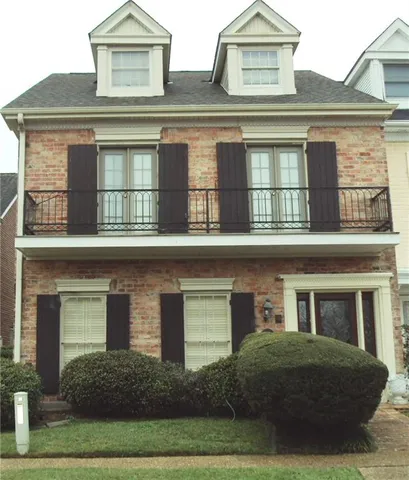 $295,000 | 10 Rue St Louis, Kenner, LA 70065