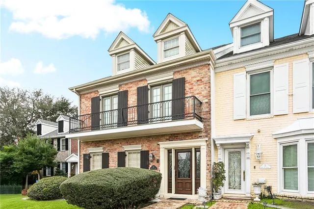 $295,000 | 10 Rue St Louis, Kenner, LA 70065