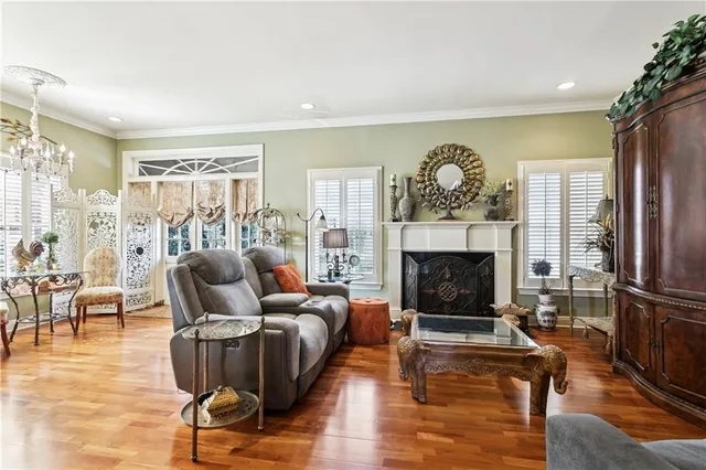 $295,000 | 10 Rue St Louis, Kenner, LA 70065