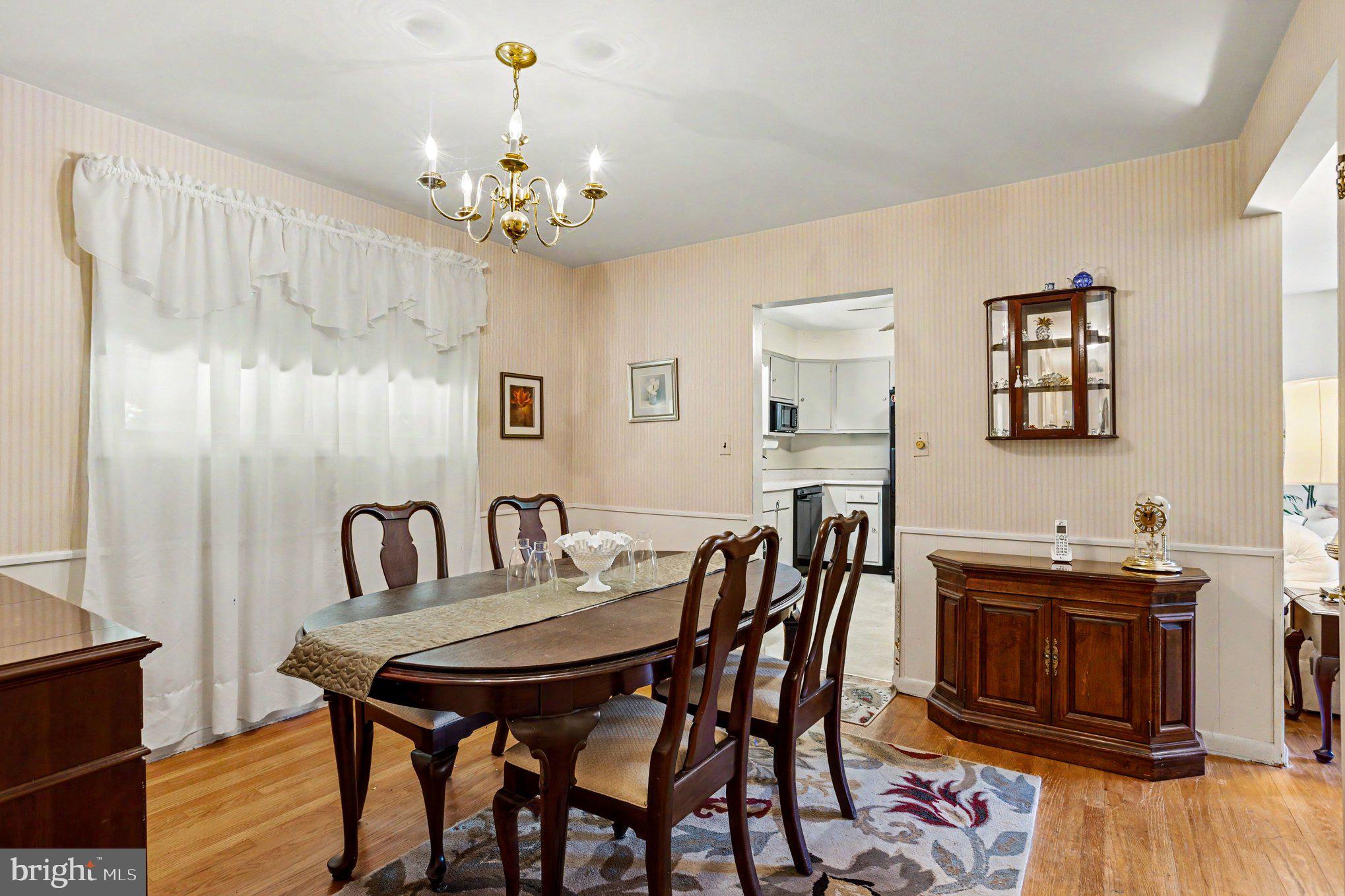 2604 Cub Hill Road Baltimore, MD 21234 - Photo 5 of 24