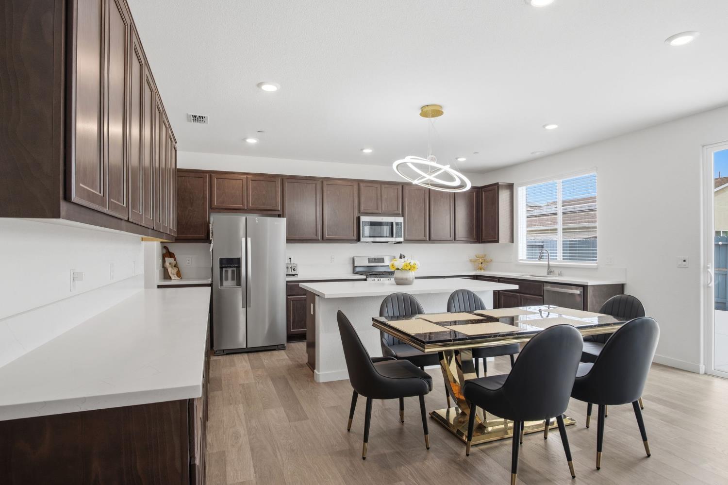 5520 Cora Way Keyes, CA 95328 - Photo 4 of 29