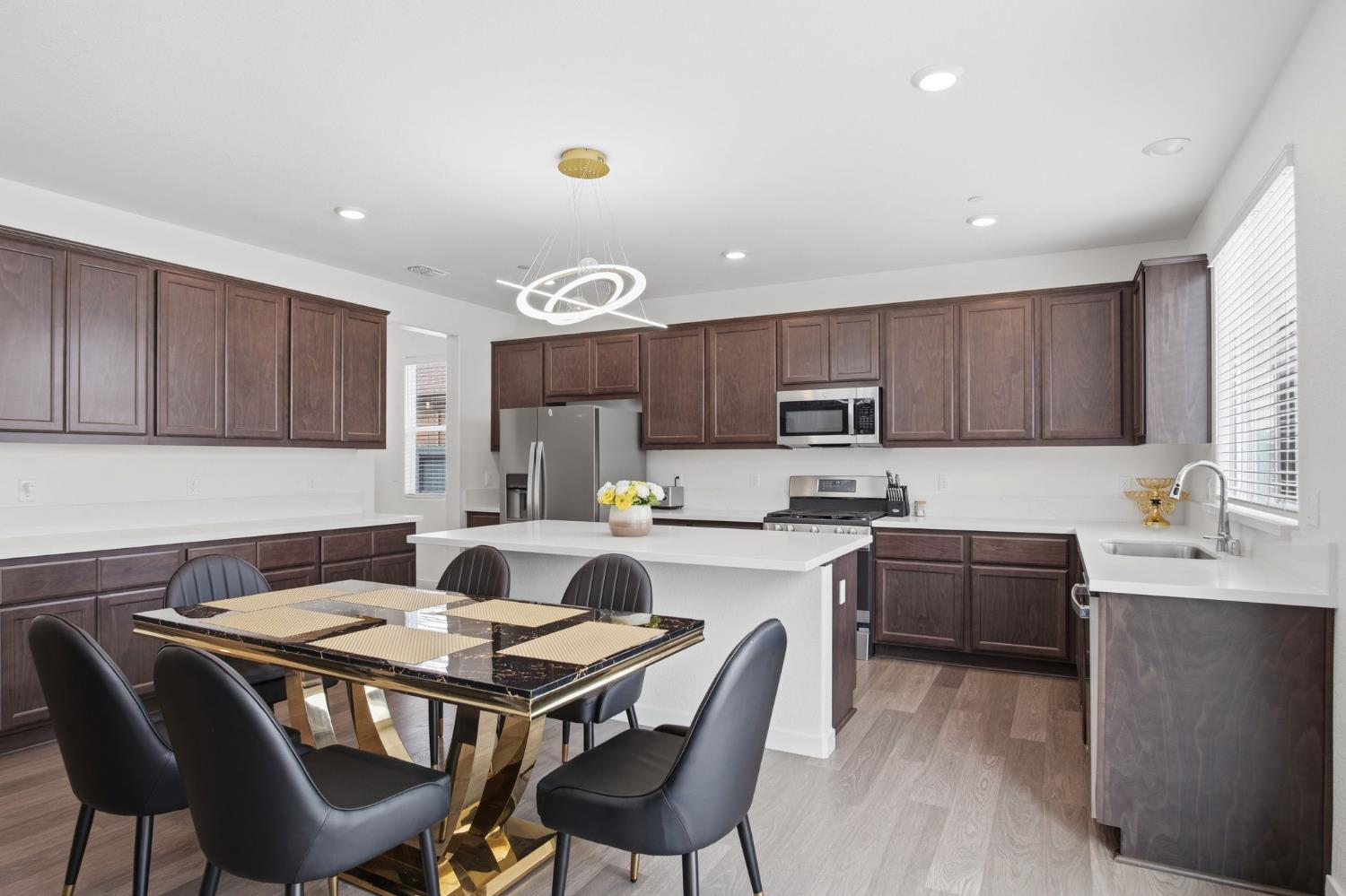 5520 Cora Way Keyes, CA 95328 - Photo 5 of 29