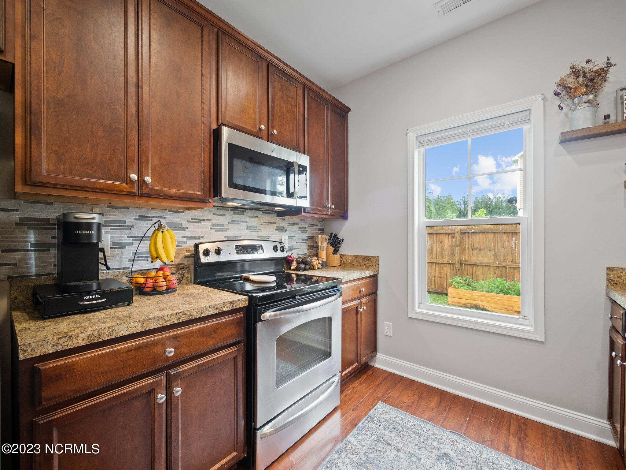 206 Murifield Drive Jacksonville, NC 28540 - Photo 13 of 57 30-web-or-mls-M1B16912