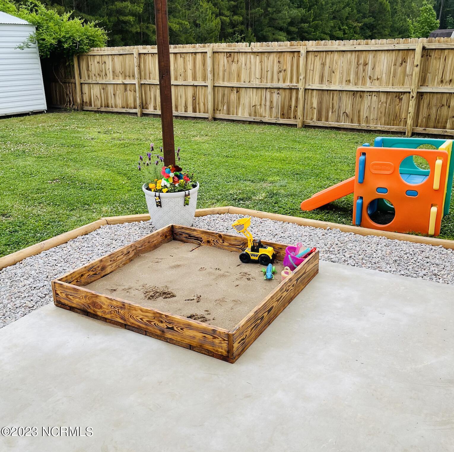 206 Murifield Drive Jacksonville, NC 28540 - Photo 41 of 57 Screen Shot 2023-05-20 at 4.31.59 PM
