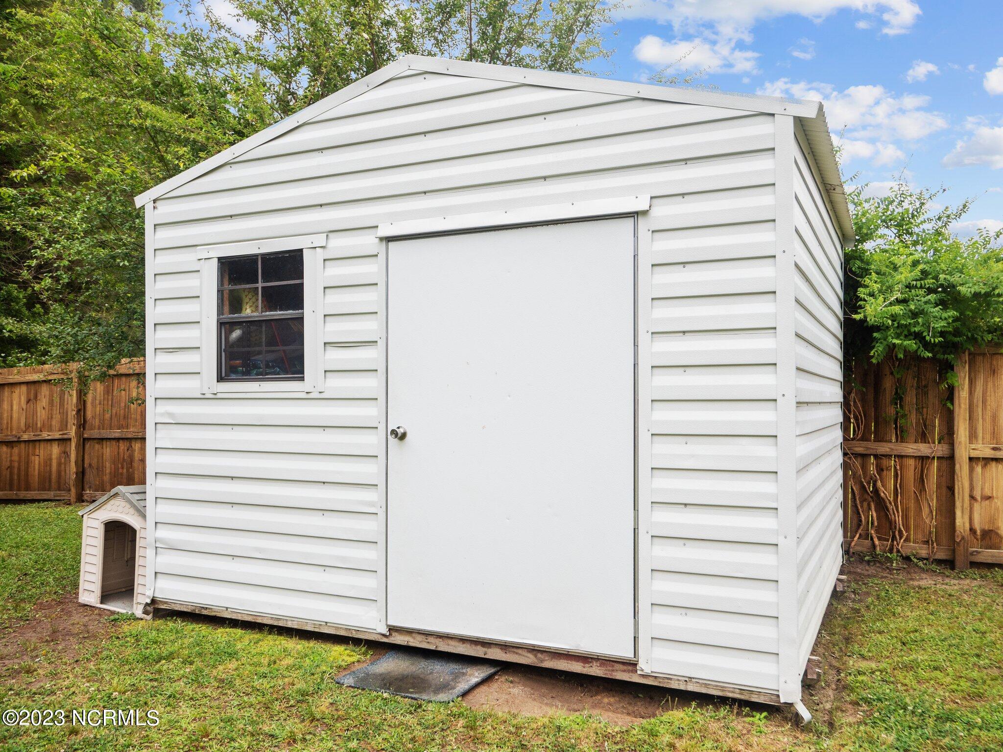 206 Murifield Drive Jacksonville, NC 28540 - Photo 44 of 57 44-web-or-mls-10