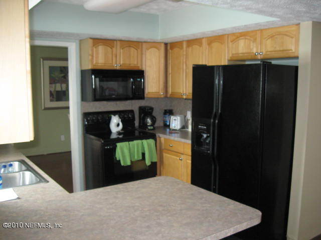 4219 Stacey Road West Jacksonville, FL 32250 - Photo 6 of 12 Kitchen