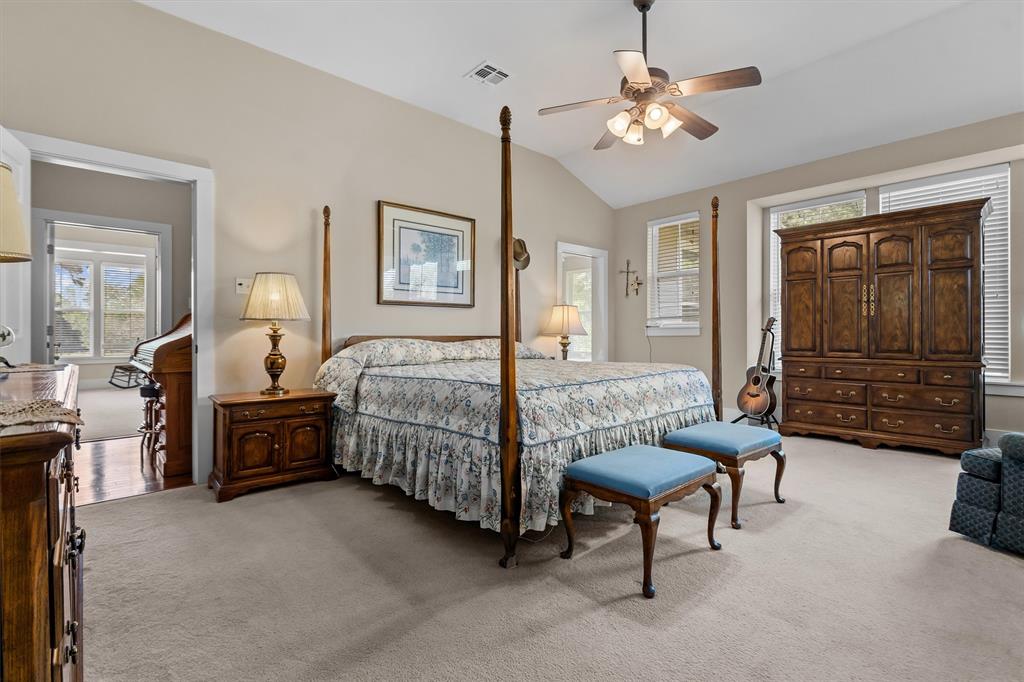 810 East Fm 321 Palestine, TX 75803 - Photo 18 of 40 Primary Bedroom