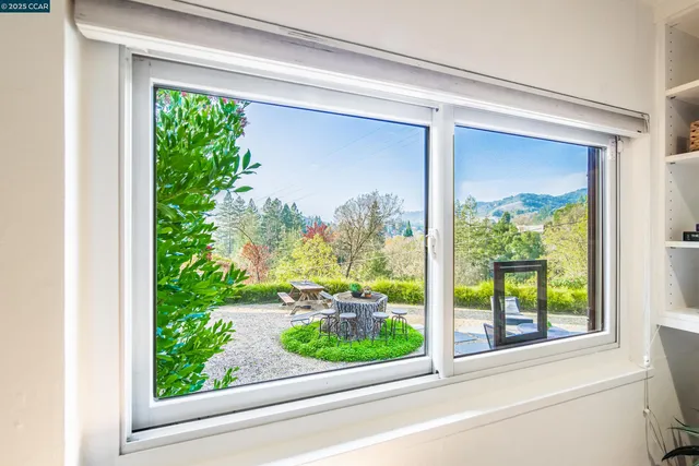 $1,450,000 | 1085 Oak Hill Road, Unit D, Lafayette, CA 94549