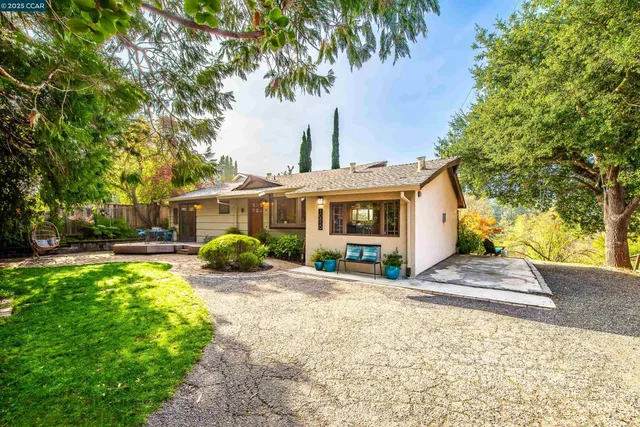 $1,450,000 | 1085 Oak Hill Road, Unit D, Lafayette, CA 94549