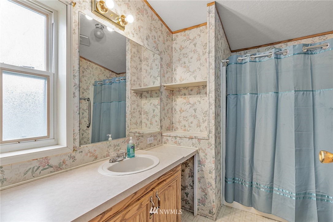 10132 Montana Road Everett, WA 98204 - Photo 18 of 23 Gallery Image 18
