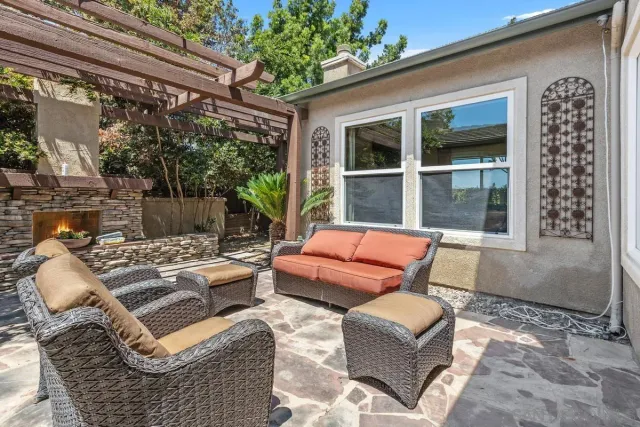$2,049,000 | 1833 Corte Galeana, Chula Vista, CA 91914