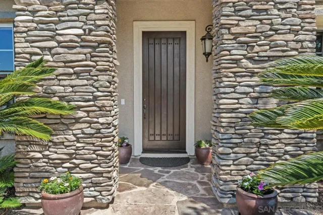 $2,049,000 | 1833 Corte Galeana, Chula Vista, CA 91914