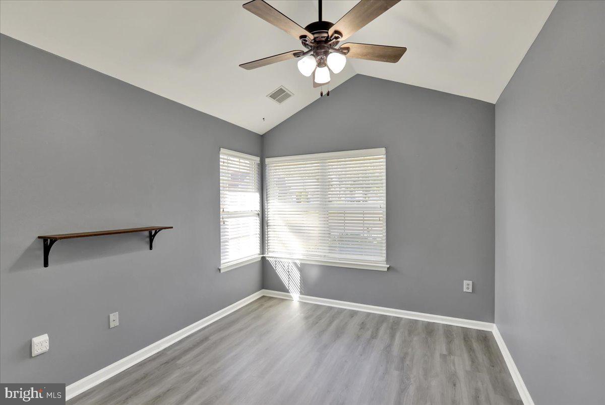 191 Hawthorne Court Reading, PA 19610 - Photo 14 of 19 Second bedroom