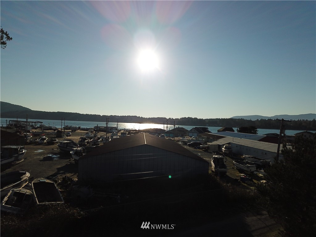 3454 Grove Road Bellingham, WA 98226 - Photo 2 of 16 Gallery Image 2