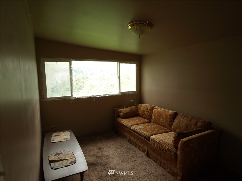 3454 Grove Road Bellingham, WA 98226 - Photo 10 of 16 Gallery Image 10
