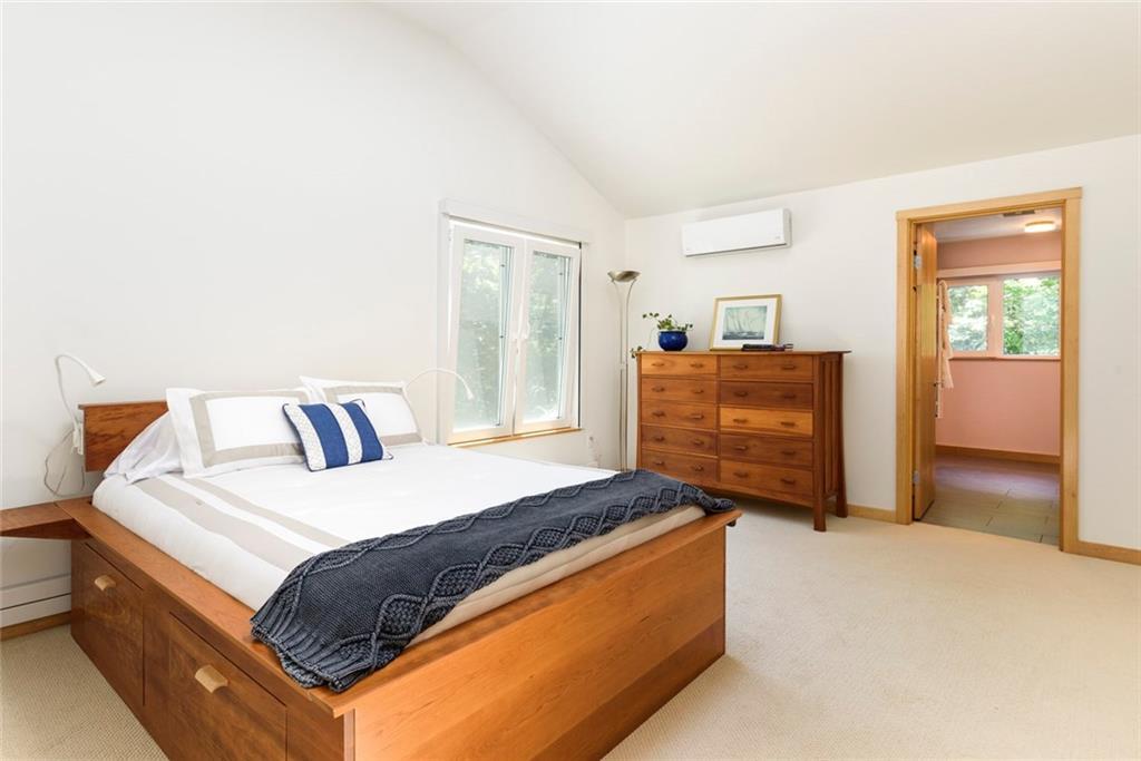 7 Albion Road Cape Elizabeth, ME 04107 - Photo 18 of 20 Master has cathedral ceiling; ...