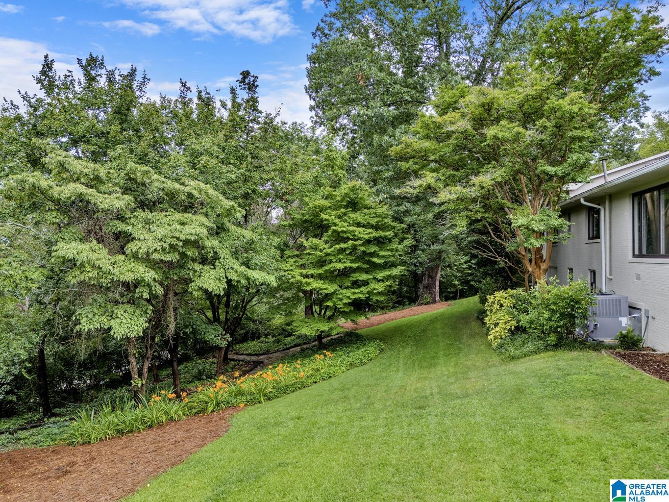 3004 Smyer Road Birmingham, AL 35209 - Photo 12 of 74