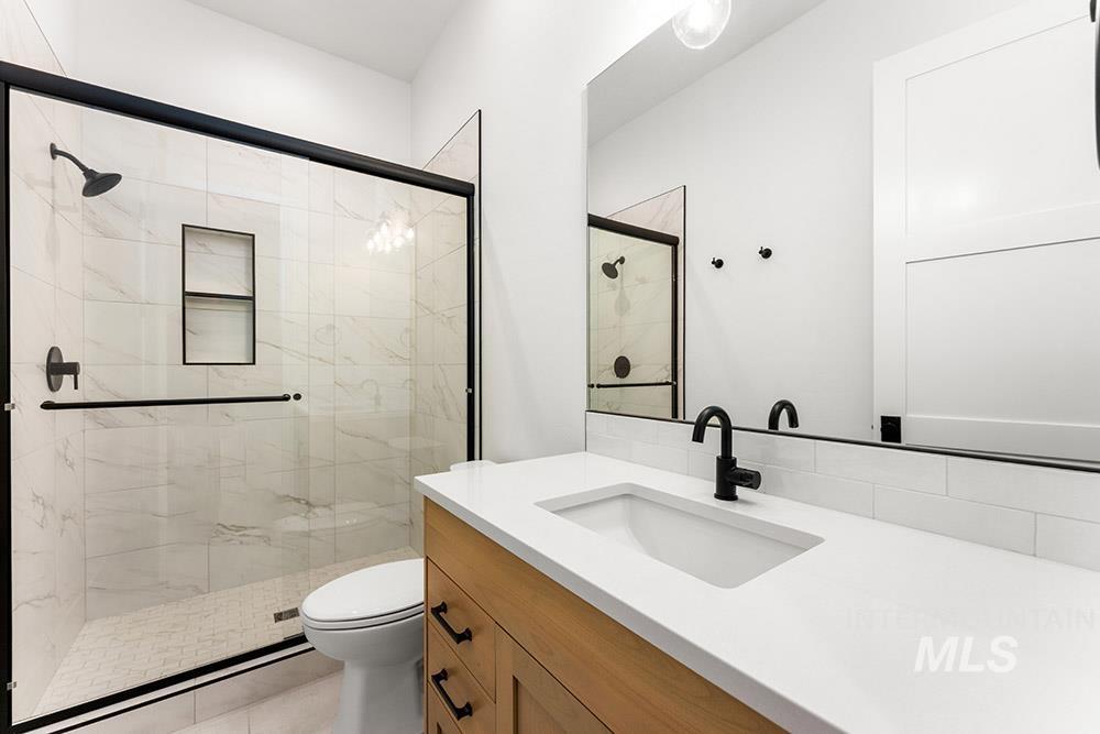 6284 Salmon Falls Lane Star, ID 83669 - Photo 24 of 35