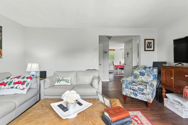 $395,000 | 20 Richardson Drive, Unit R, Derry, NH 03038