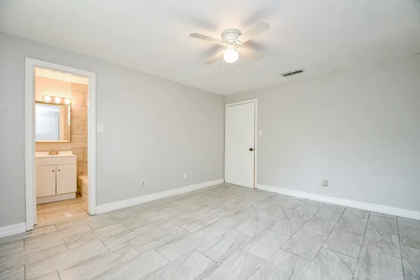 $1,899 | 5811 Greencraig Drive, Houston, TX 77035