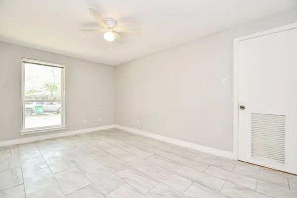 $1,899 | 5811 Greencraig Drive, Houston, TX 77035