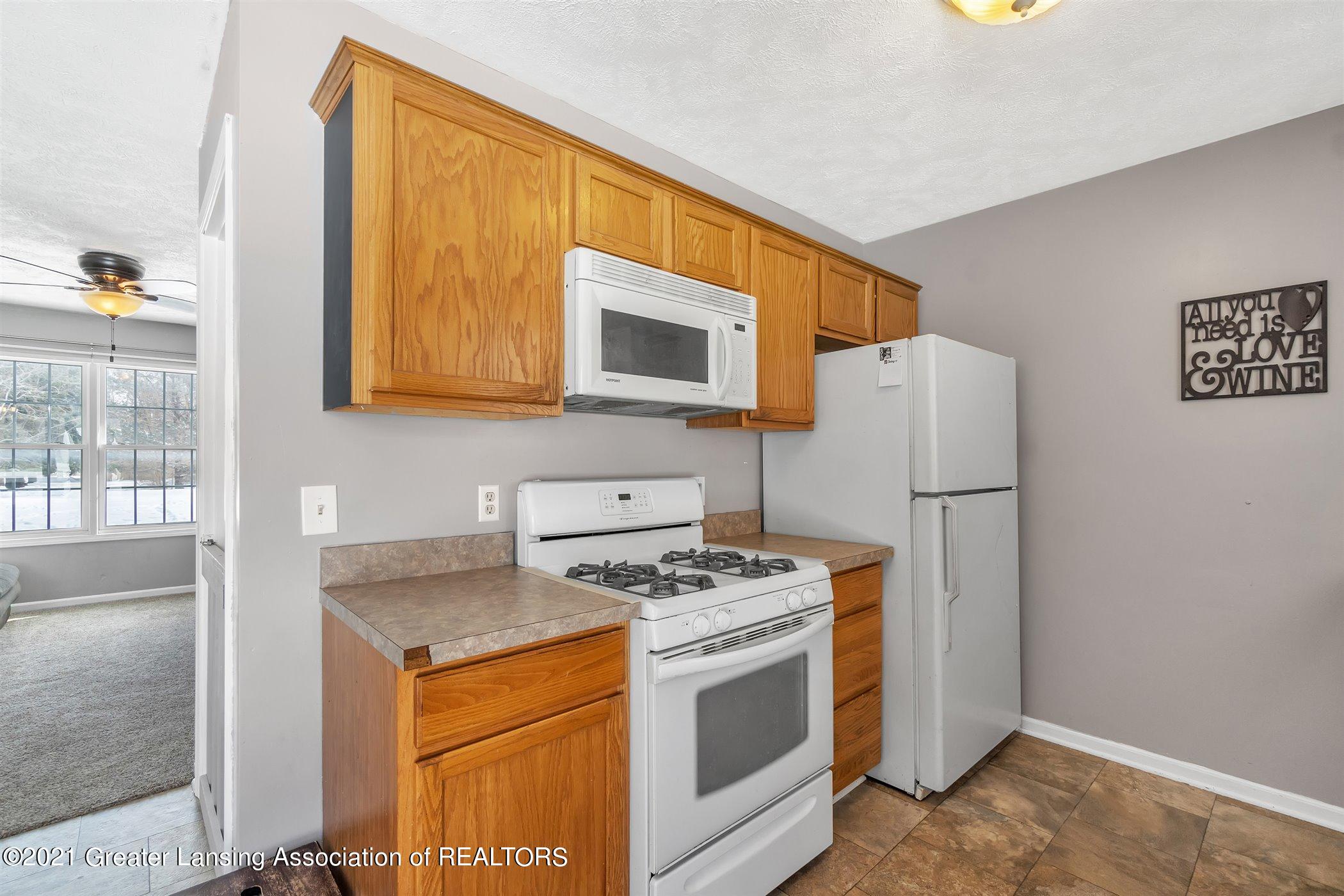 3684 Bostedor Road Eaton Rapids, MI 48827 - Photo 18 of 38 18-3684 Bostedor Rd-windowstill-real-est