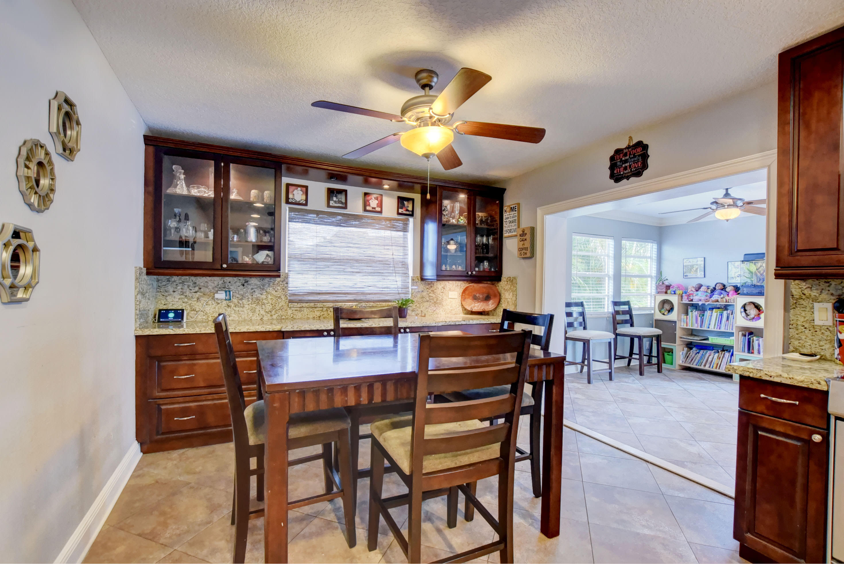 22548 Logwood Avenue Boca Raton, FL 33428 - Photo 15 of 40 25_dsc_0568and4more