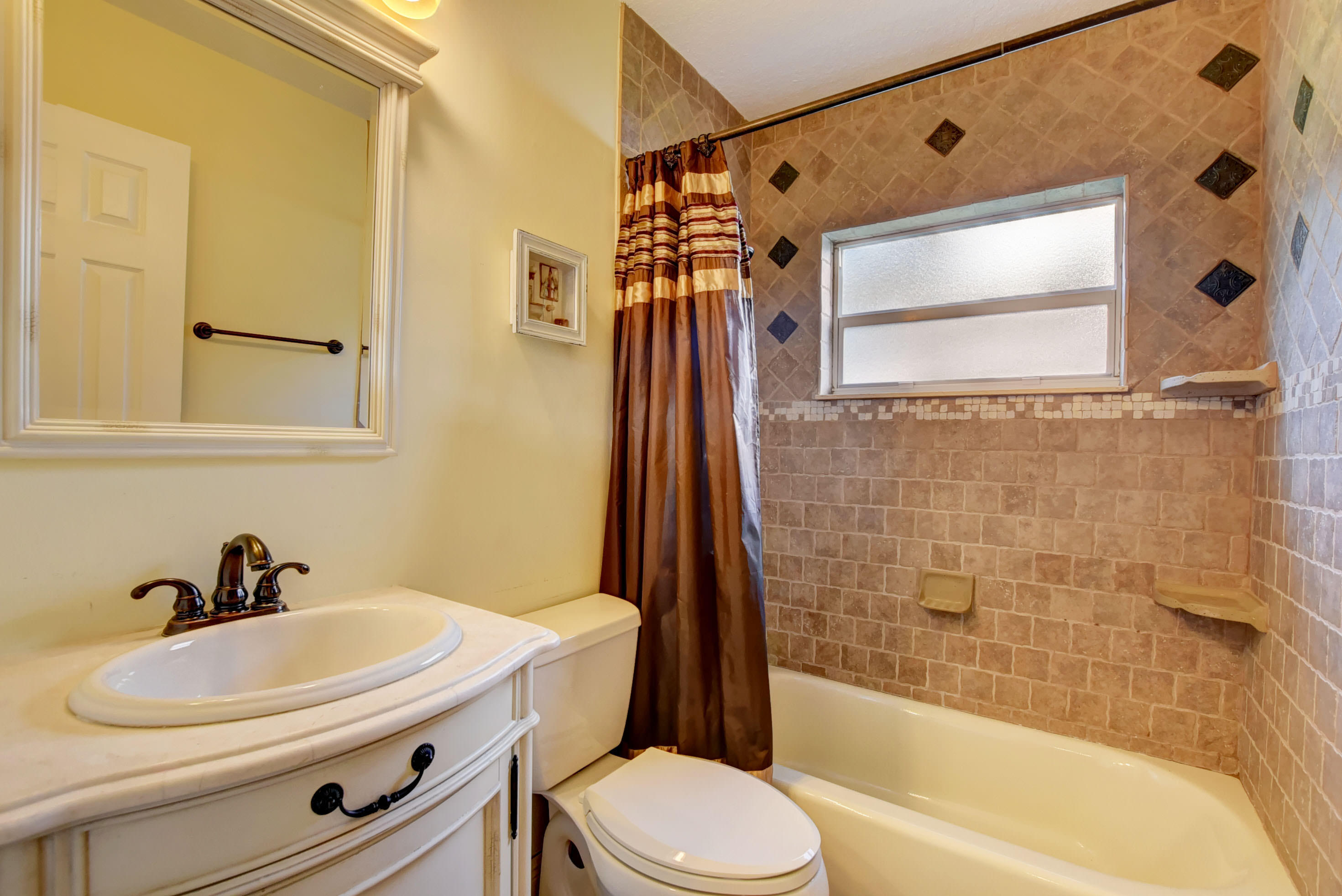 22548 Logwood Avenue Boca Raton, FL 33428 - Photo 29 of 40 39_dsc_0648and4more
