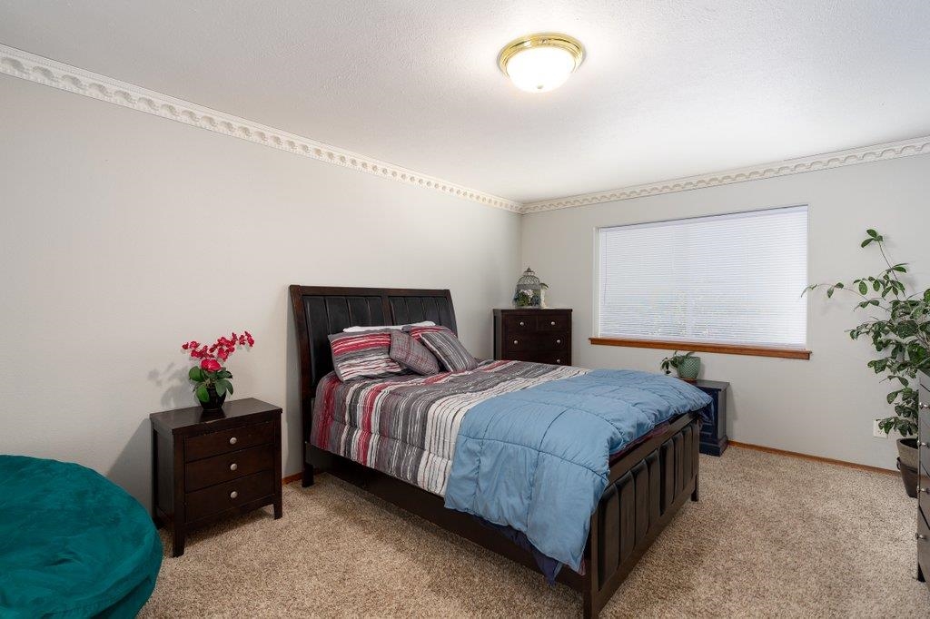 5313 North Calvin Road Spokane Valley, WA 99216 - Photo 4 of 36 Gallery Image 4