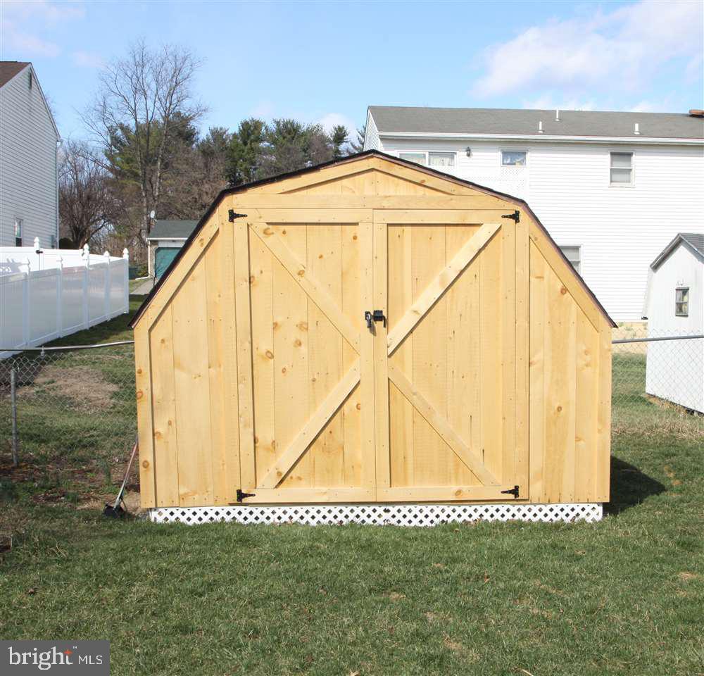 11 Patton Road Mechanicsburg, PA 17055 - Photo 5 of 25 Gallery Image 5