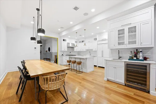 $3,000,000 | 1023 Washington Street, Unit 1, Hoboken, NJ 07030