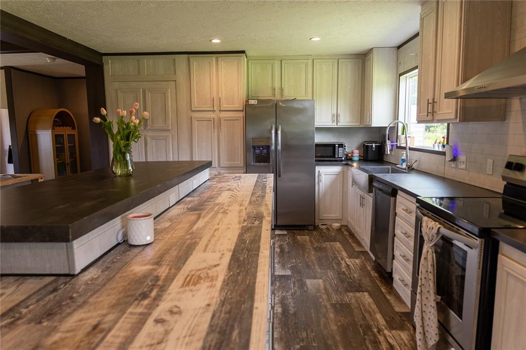 3725 South 2275th Road Schell City, MO 64783 - Photo 9 of 29