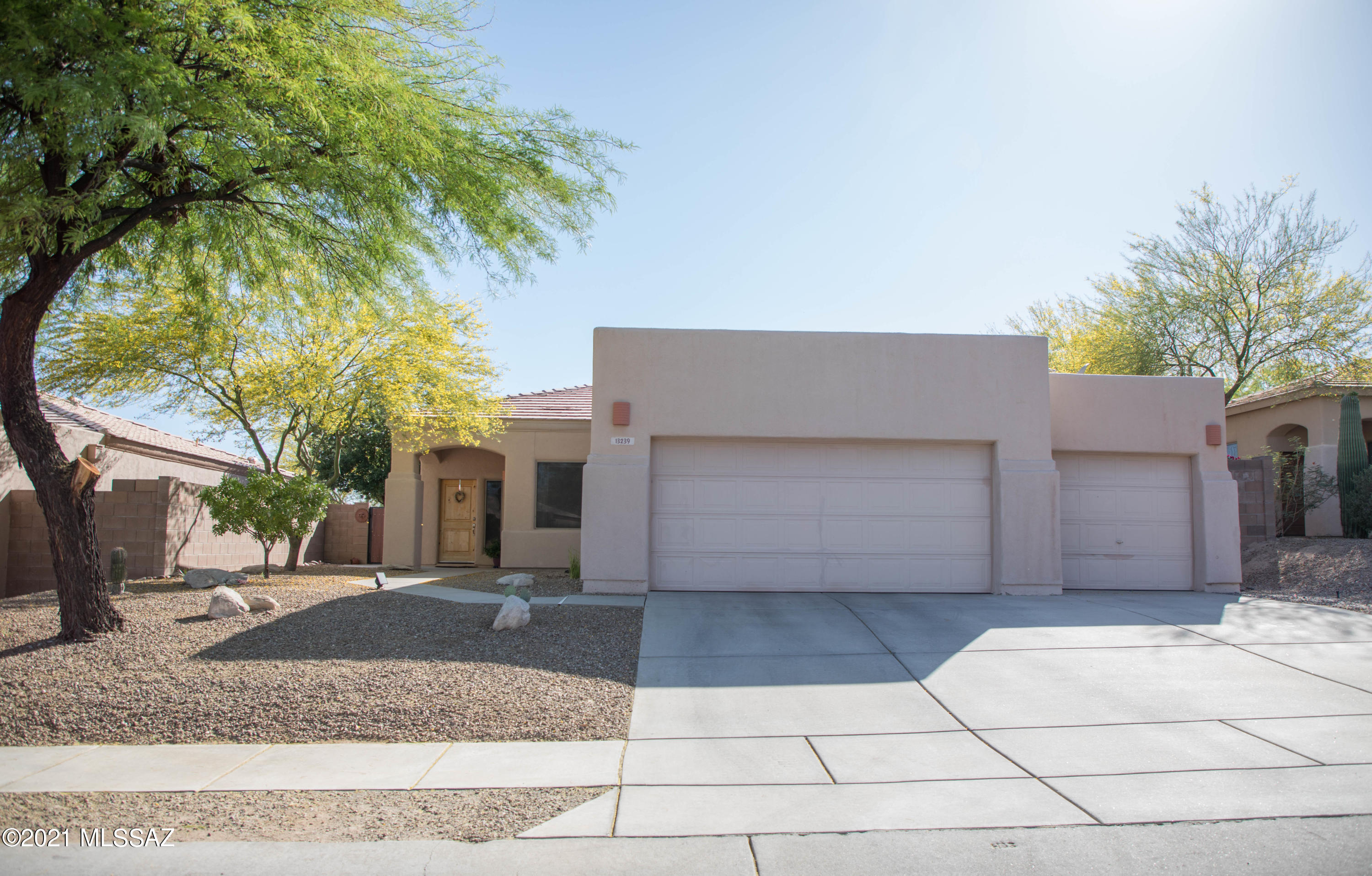 13239 North Pier Mountain Road Marana, AZ 85658 - Photo 1 of 23