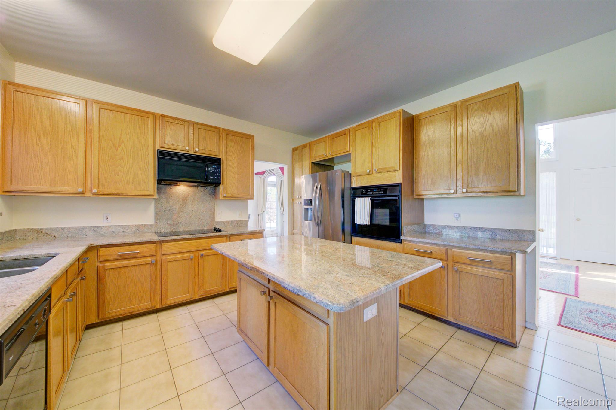 6813 Poppleton Road Canton, MI 48187 - Photo 14 of 67 Gallery Image 14