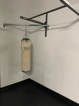 $2,450 | 1212 North LaSalle Drive, Unit 1910, Chicago, IL 60610