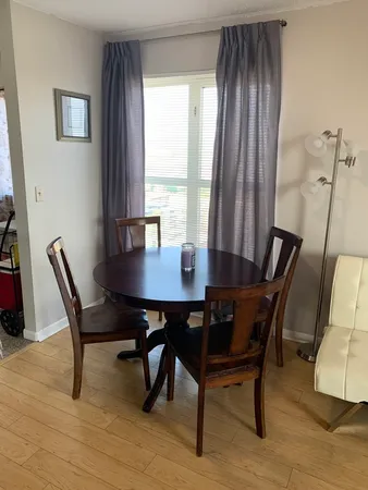 $2,450 | 1212 North LaSalle Drive, Unit 1910, Chicago, IL 60610