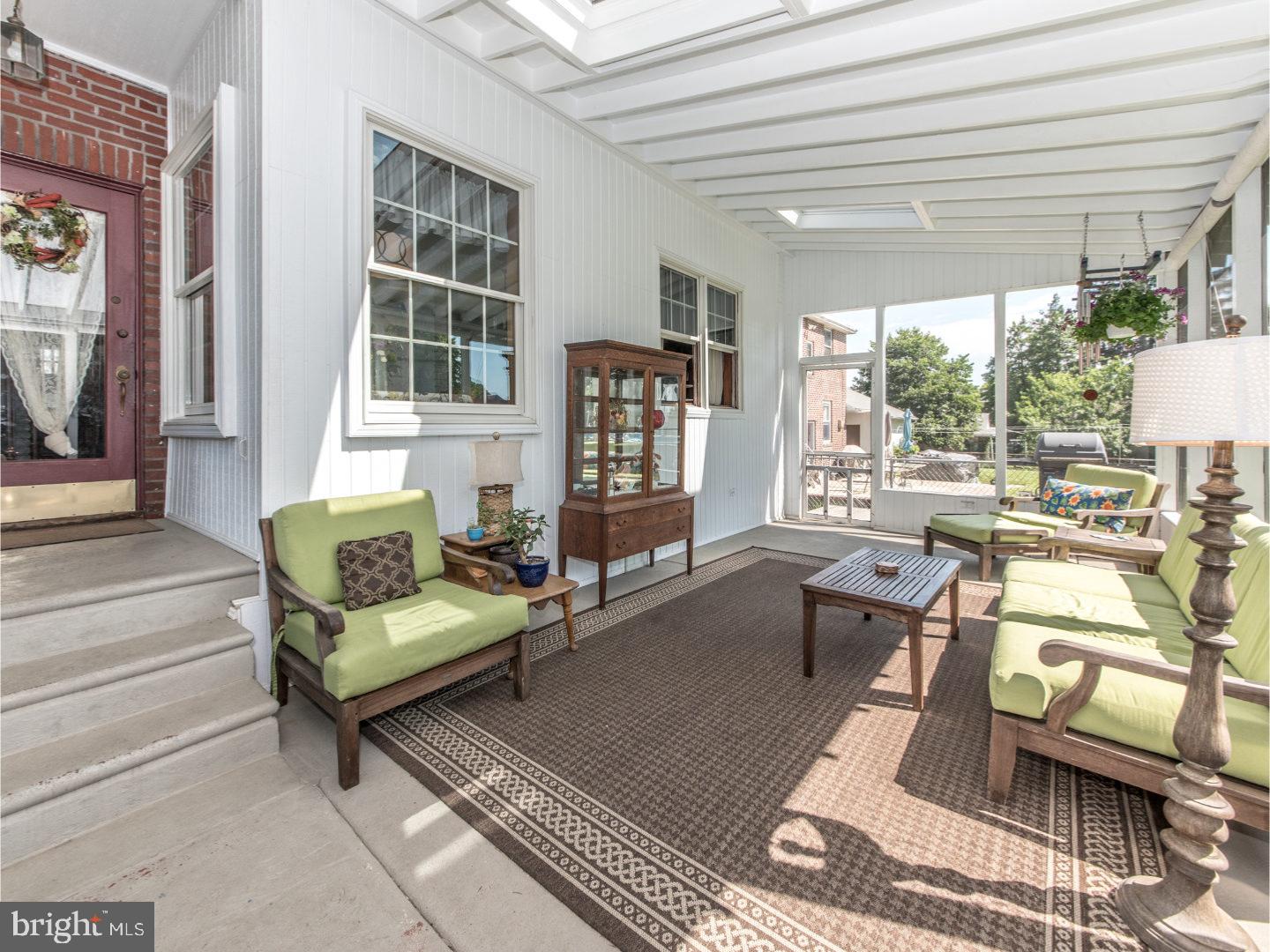7421 Dungan Road Philadelphia, PA 19111 - Photo 20 of 25 Enclosed Porch