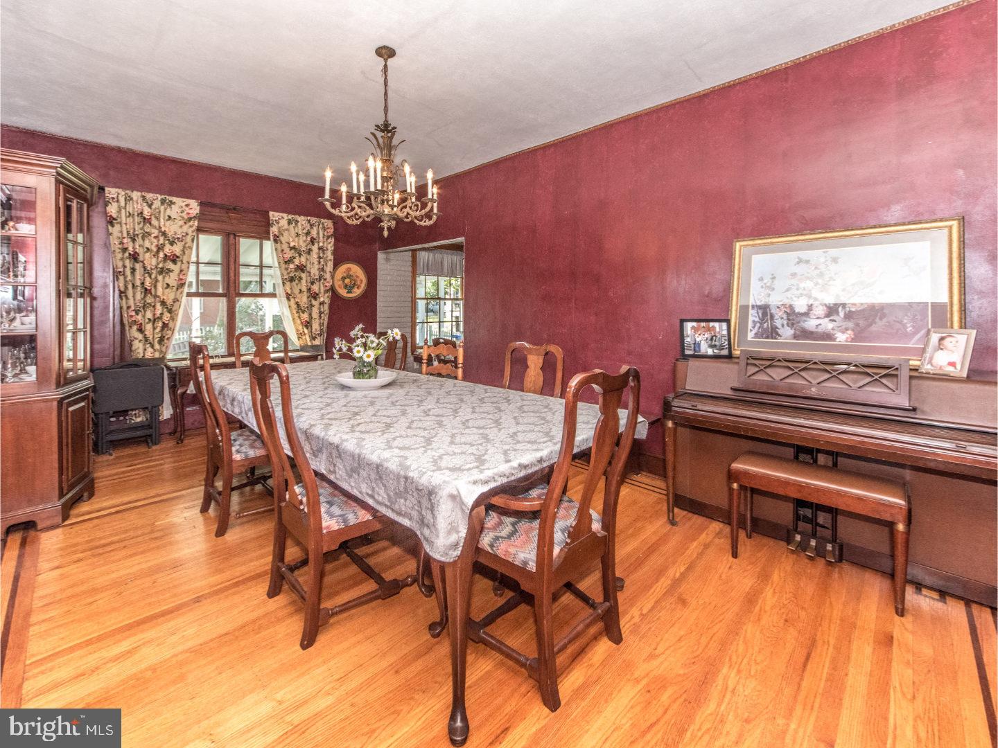 7421 Dungan Road Philadelphia, PA 19111 - Photo 6 of 25 Dining Room