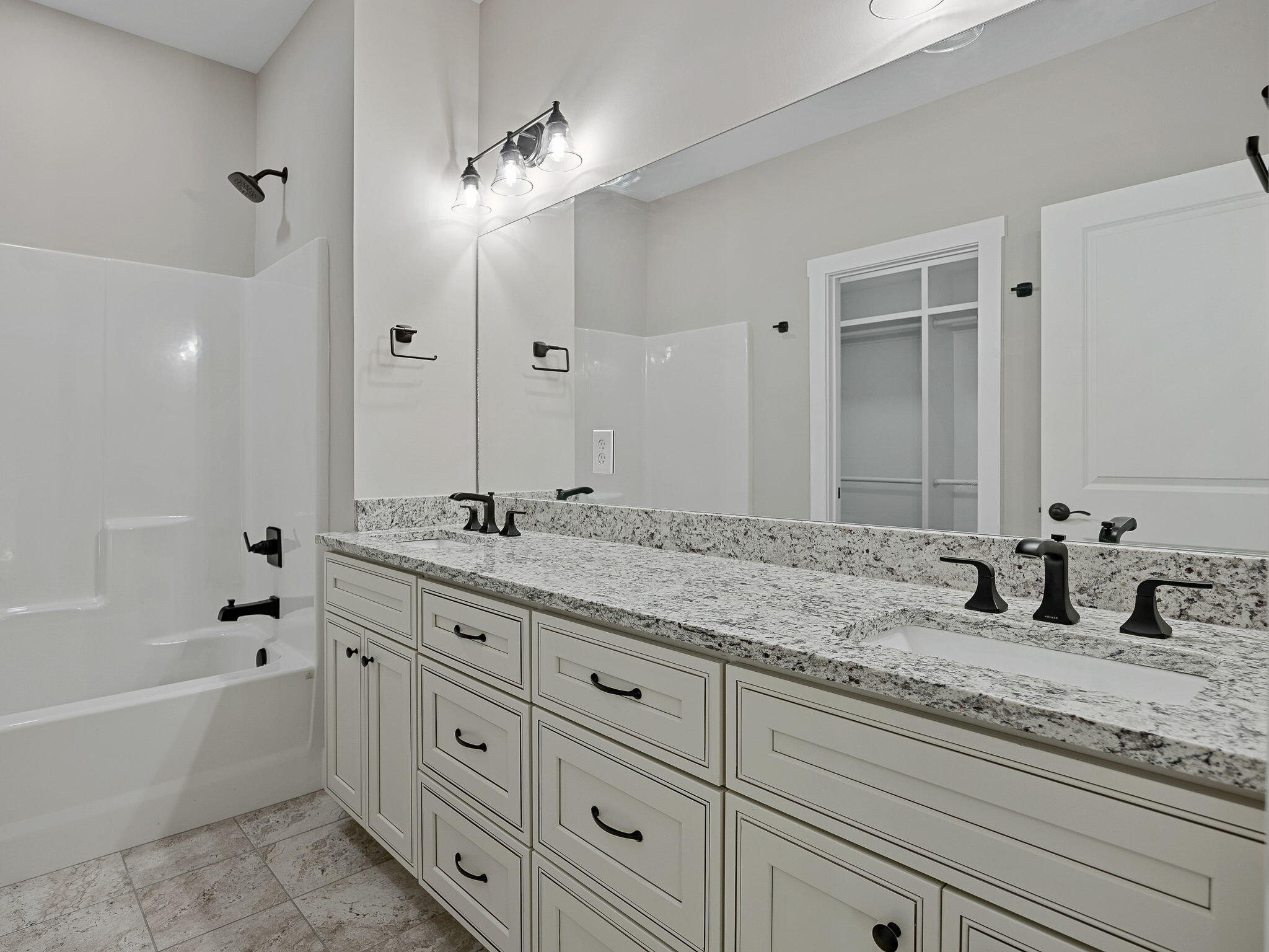 216 West Clark Road Inman, SC 29349 - Photo 18 of 28 21-web-or-mls-216WClark_021