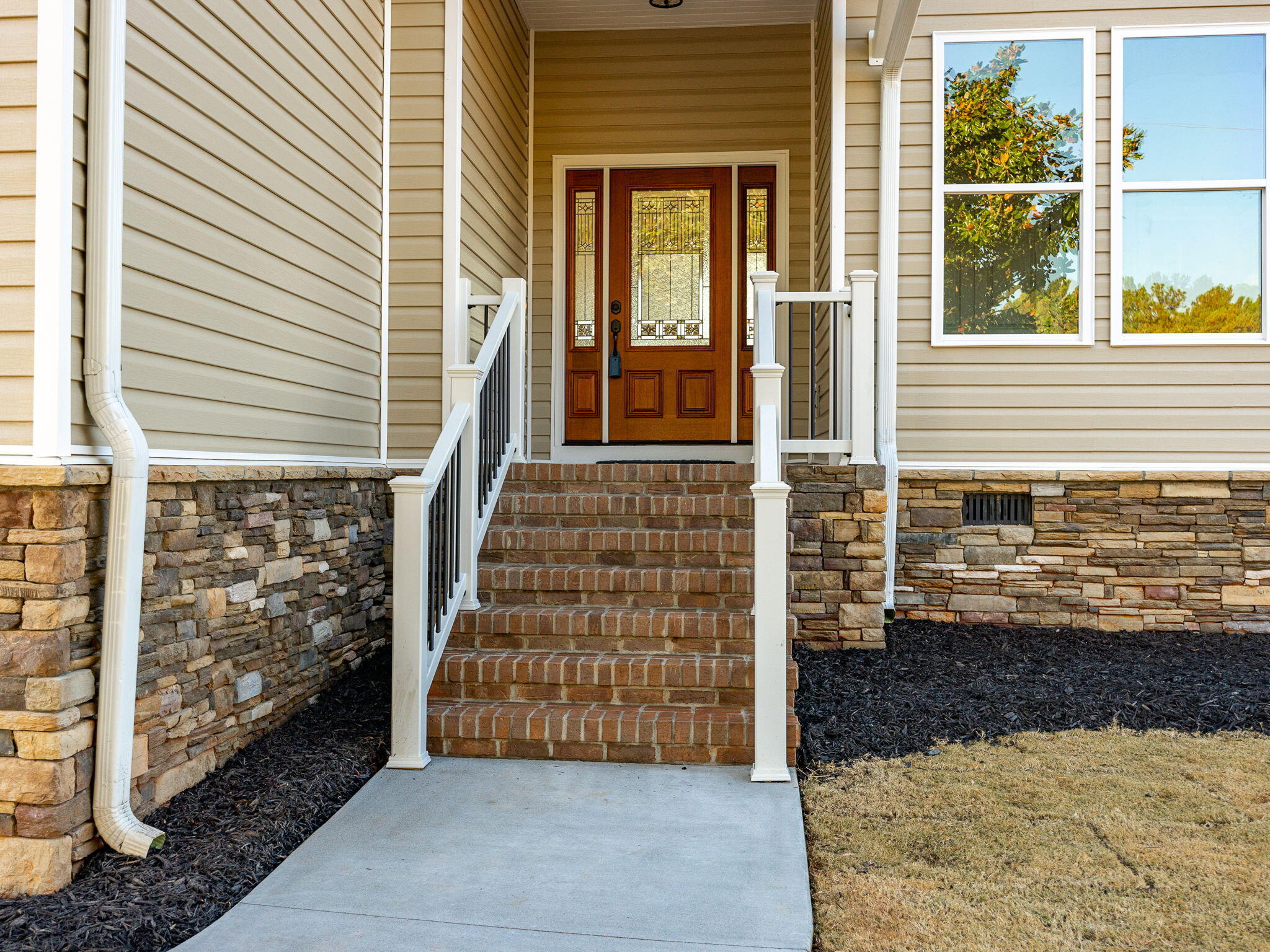 216 West Clark Road Inman, SC 29349 - Photo 2 of 28 4-web-or-mls-216WClark_004
