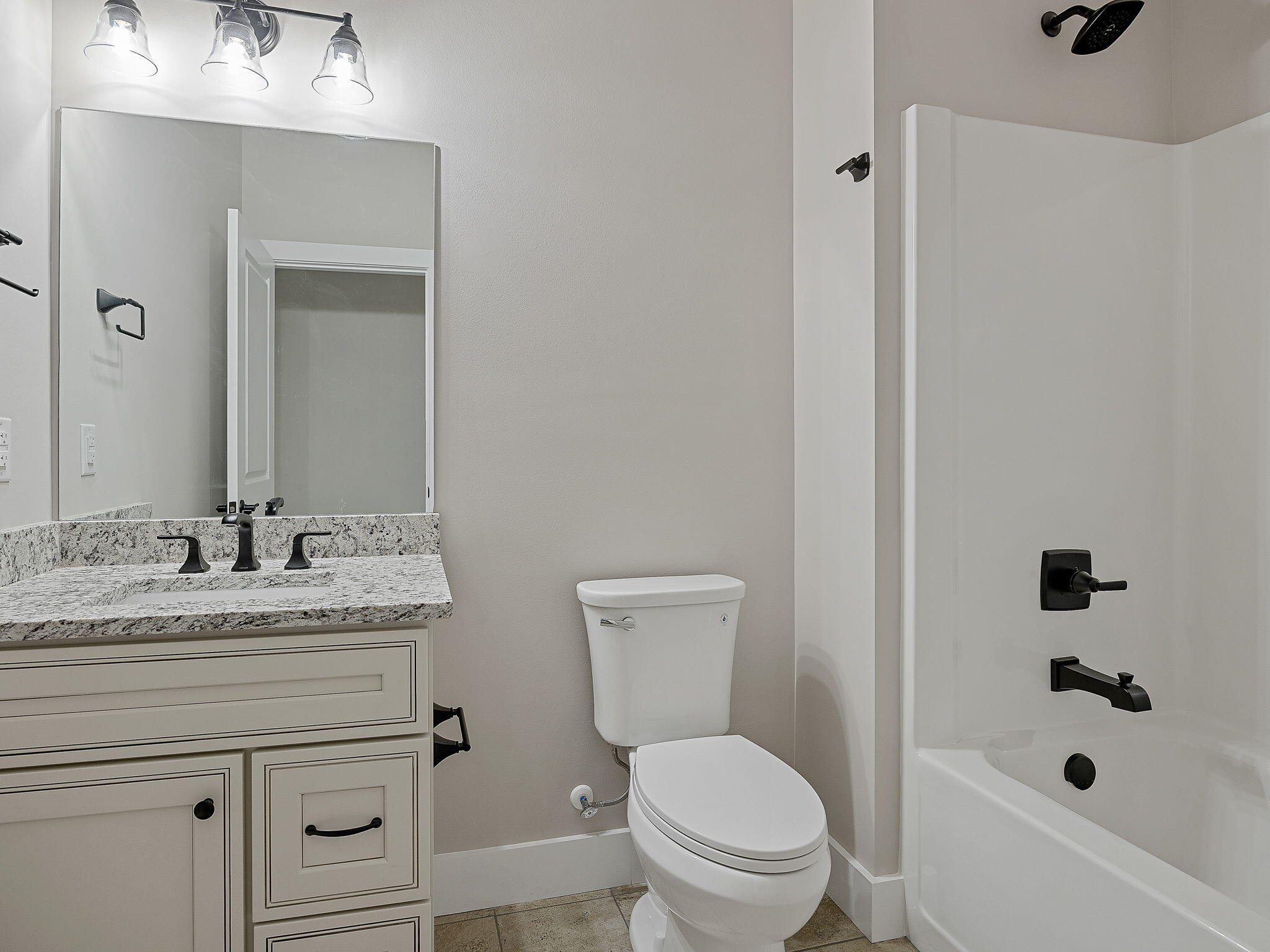 216 West Clark Road Inman, SC 29349 - Photo 22 of 28 25-web-or-mls-216WClark_025