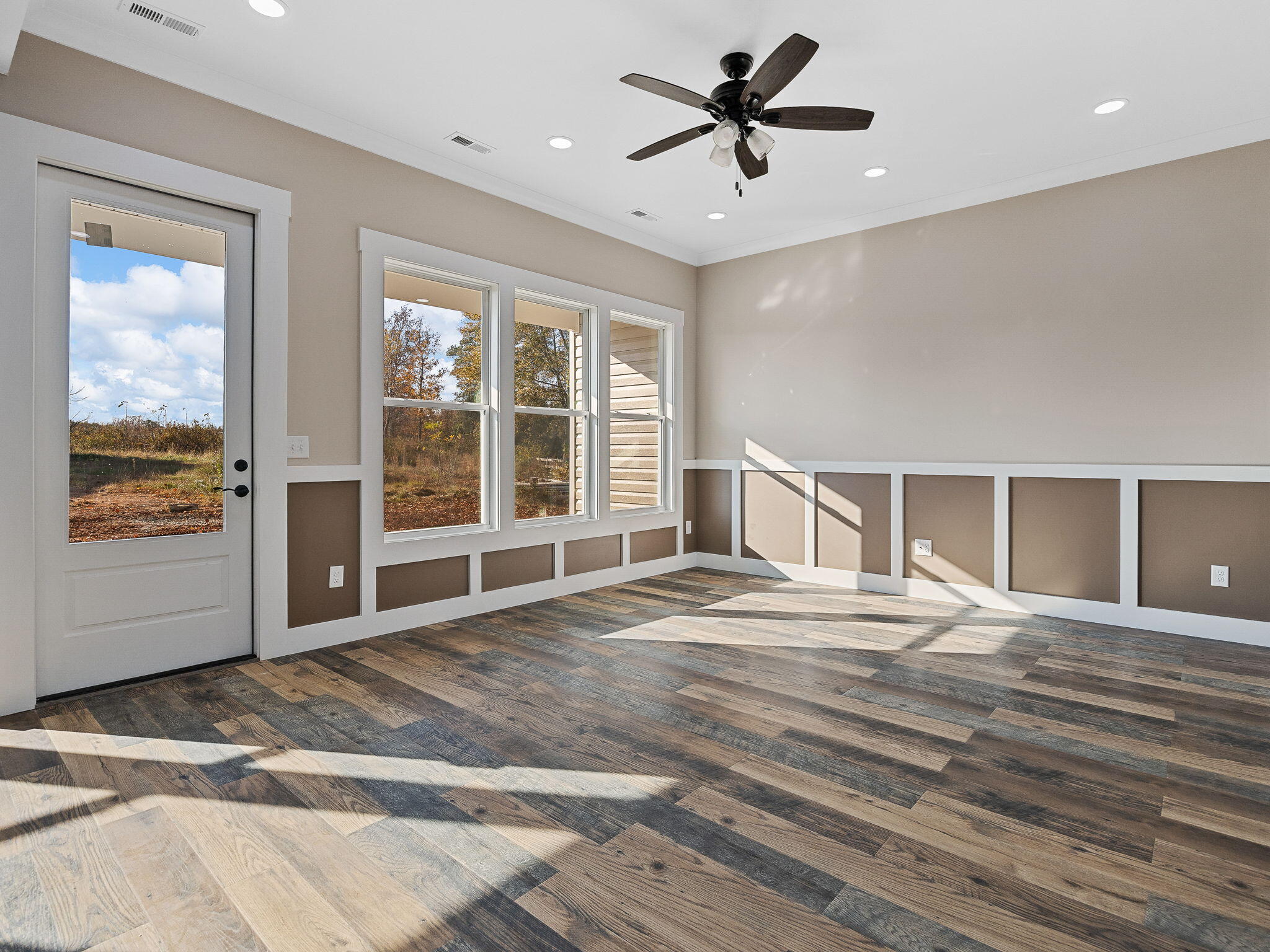 216 West Clark Road Inman, SC 29349 - Photo 6 of 28 8-web-or-mls-216WClark_008