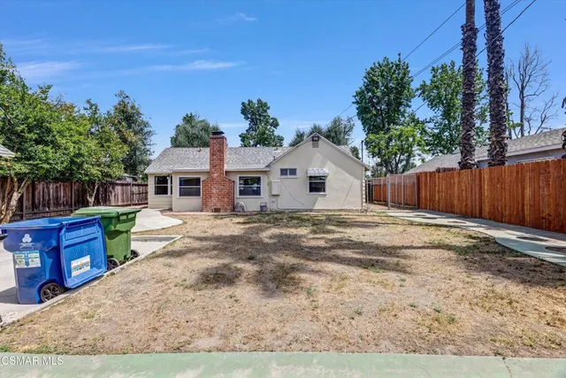 $755,000 | 17400 Cantlay Street, Lake Balboa, CA 91406