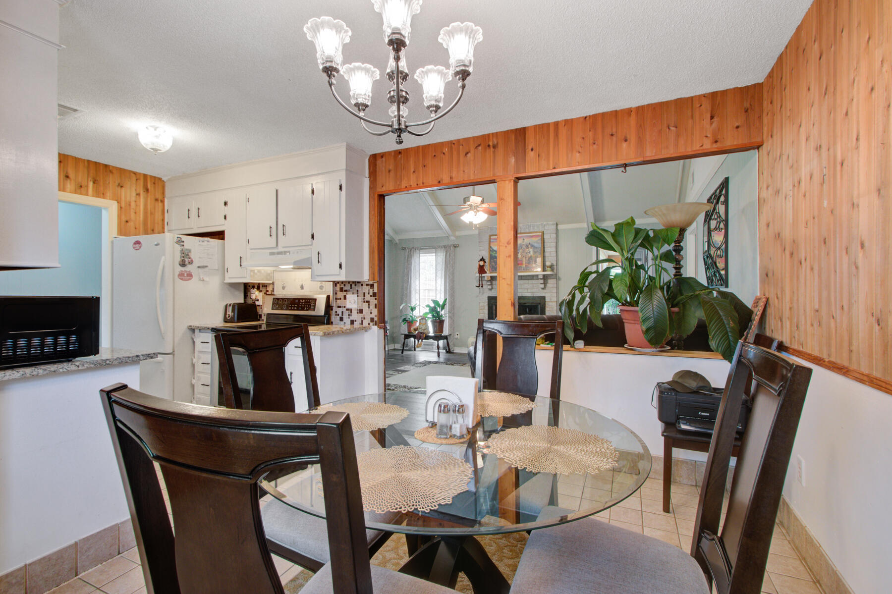 806 Beauregard Road Summerville, SC 29486 - Photo 11 of 31 806 Beauregard Rd, Summerville SC (11)