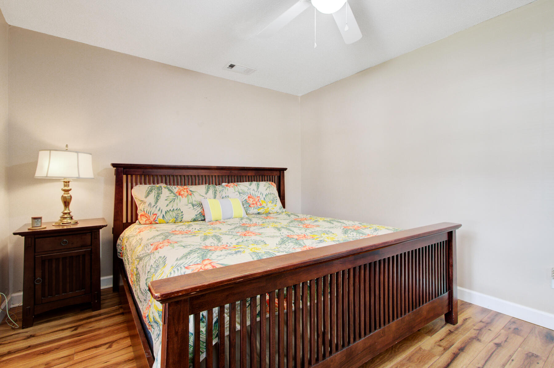 806 Beauregard Road Summerville, SC 29486 - Photo 16 of 31 806 Beauregard Rd, Summerville SC (16)