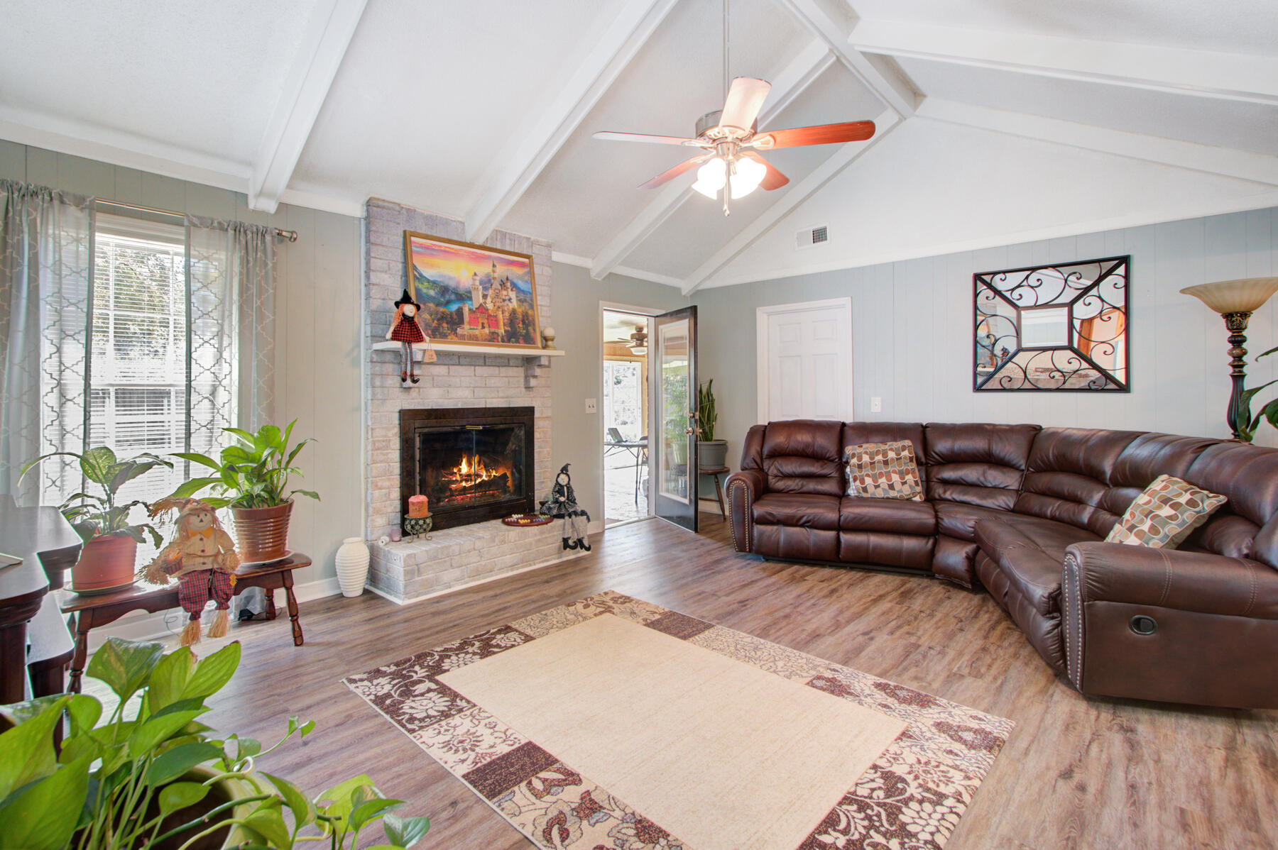 806 Beauregard Road Summerville, SC 29486 - Photo 6 of 31 806 Beauregard Rd, Summerville SC (6)