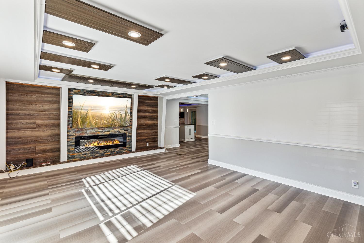 5455 Fox Road Cincinnati, OH 45239 - Photo 5 of 36 Gallery Image 5