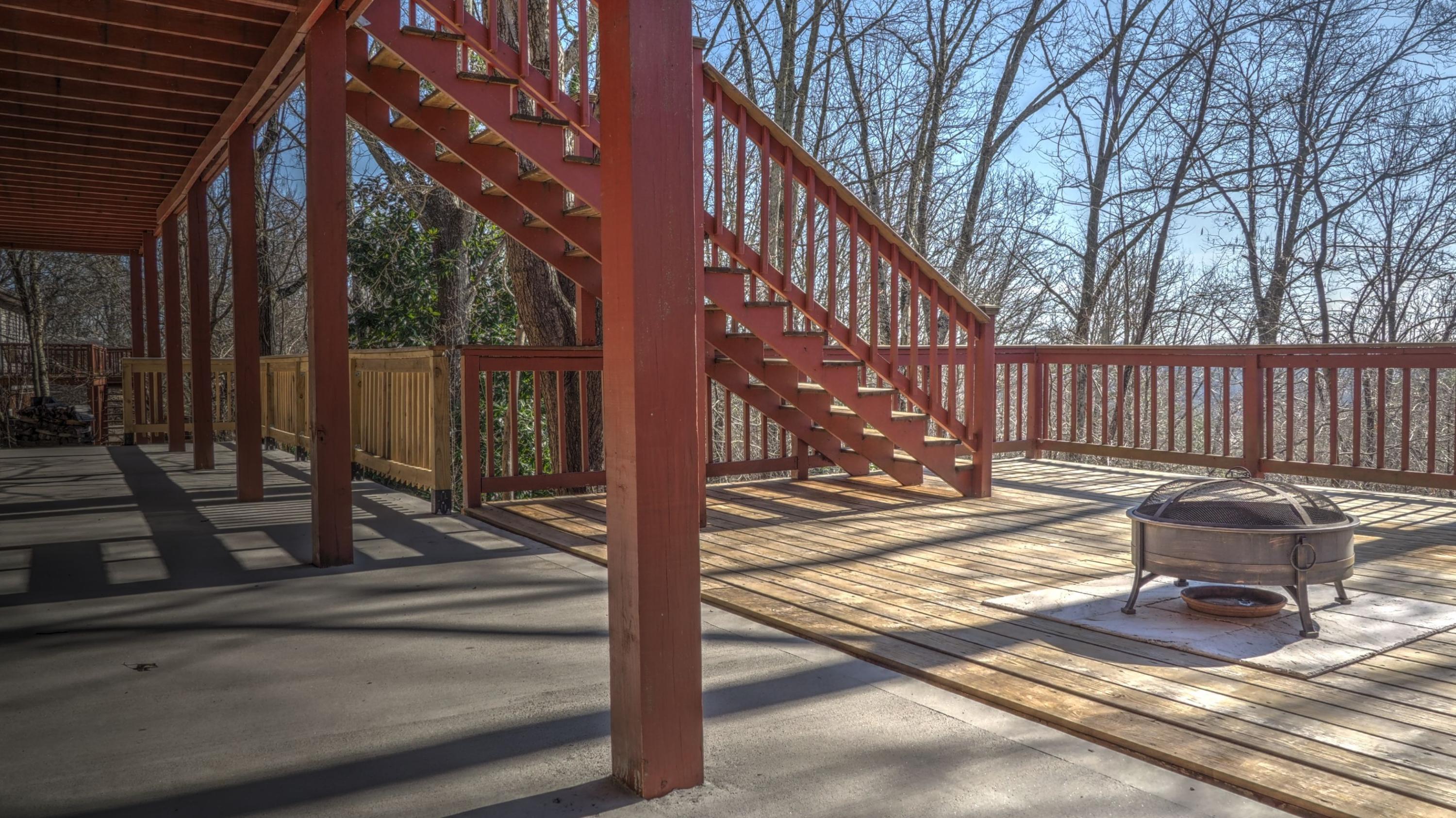 113 Morgan Road Oak Ridge, TN 37830 - Photo 8 of 25 Lower Level Patio & Deck